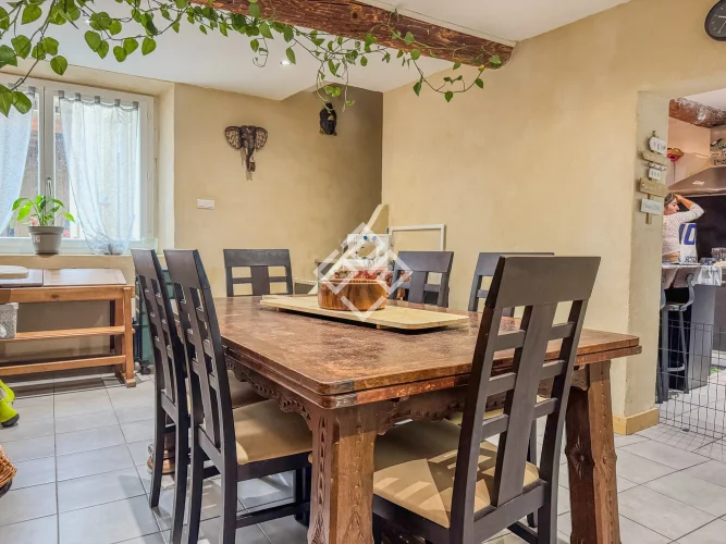 Charming Renovated Village House with Courtyard and Garden photo 4