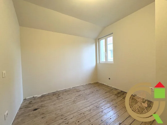 Duplex Close to Amenities photo 5