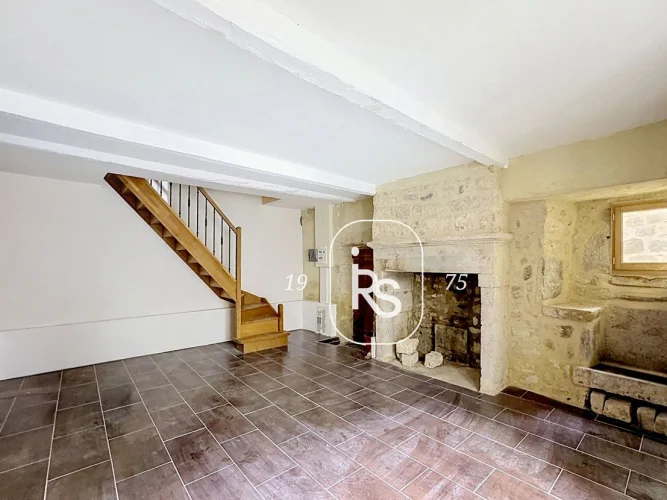 A Village House of 80 m² Dating from the 16th Century in the Medieval Center of Largentière. photo 2