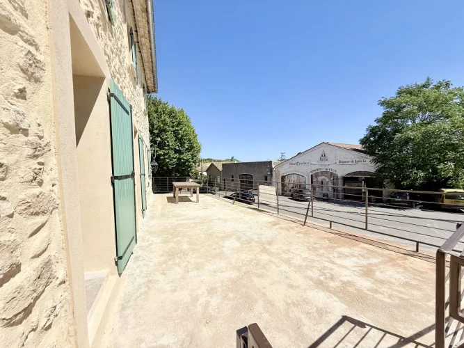 2 Bed Apartment for Sale in Vacqueyras photo 4