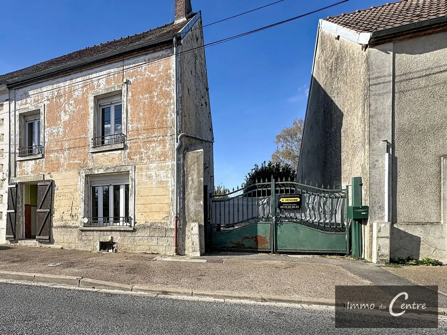 House for sale in Montmirail — 2 bedrooms, 98 m² photo 3