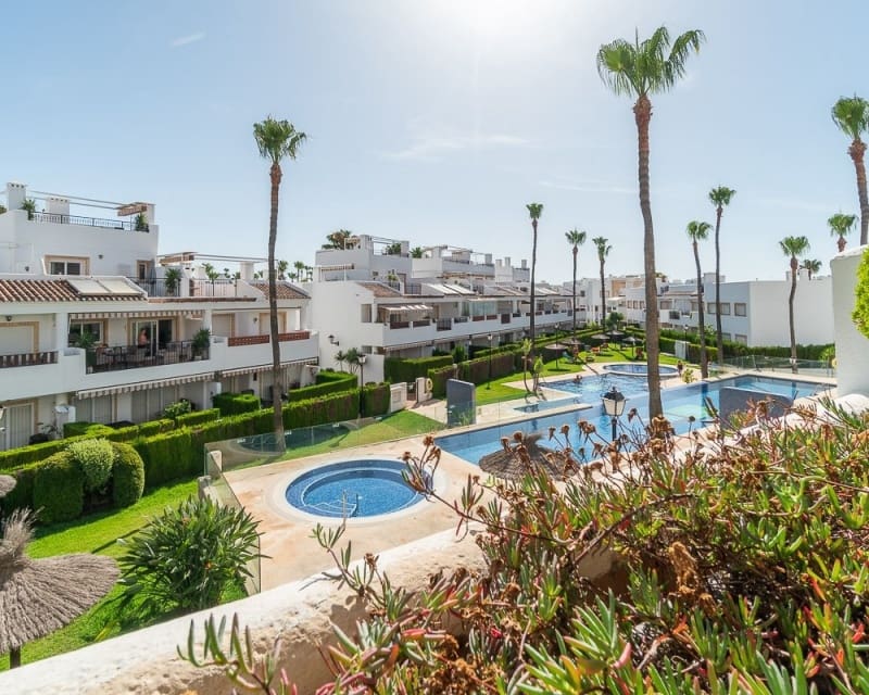Apartment for sale in Villamartin, Orihuela, Alicante photo 2