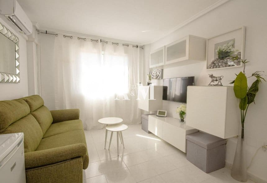 Studio for sale in Nueva Torrevieja, Torrevieja, Alicante photo 5