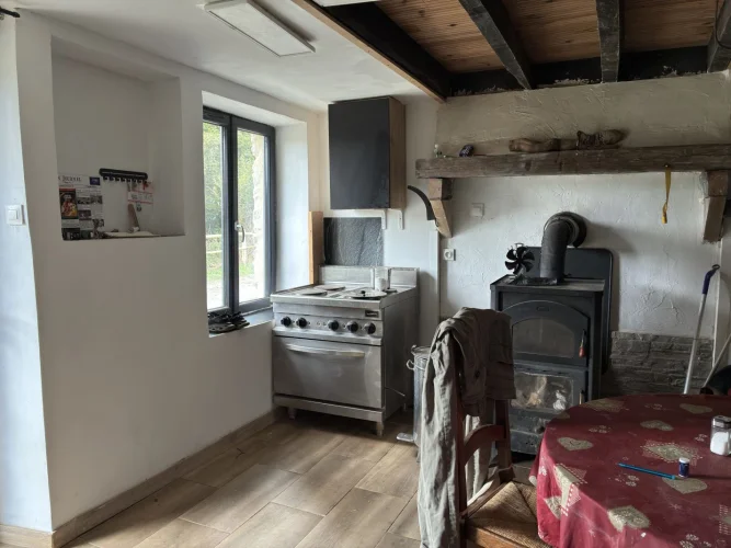 4 Bed House for Sale in Saint-Méard photo 5