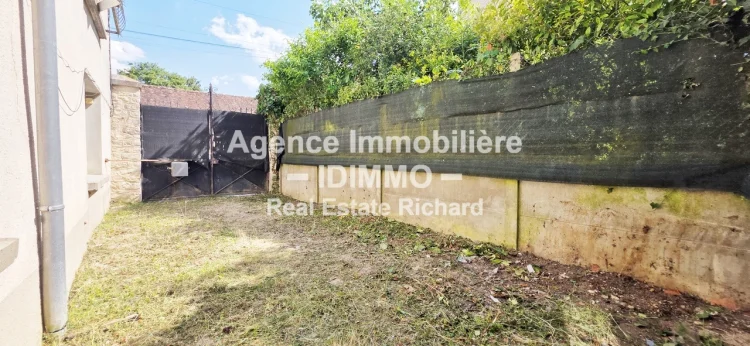 Exclusively for Sale through Idimmo Agency: Spacious House with photo 2