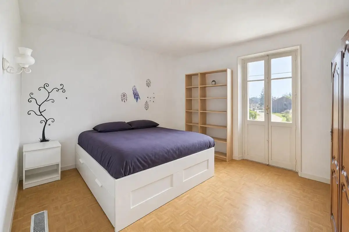 Maison 2 étages meublée photo 4