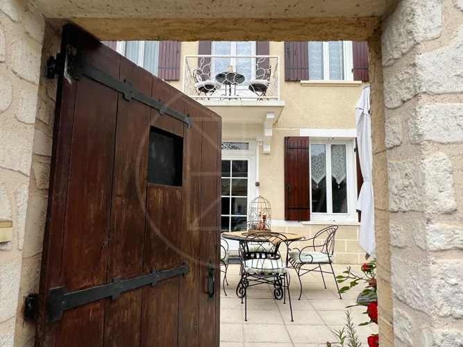 Spacious Townhouse in the Heart of the Village