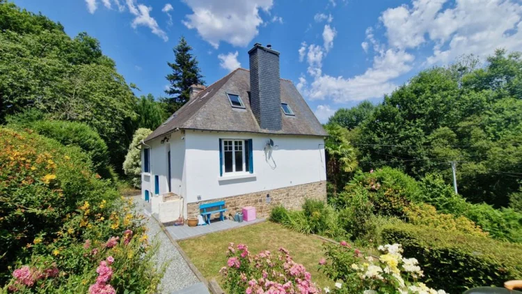 Fully Renovated 4-Bed Cottage, la Prenessaye, Cotes-D'armor