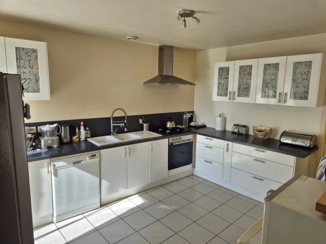 Stone House of 152 m² on a Plot of 879 m² photo 5