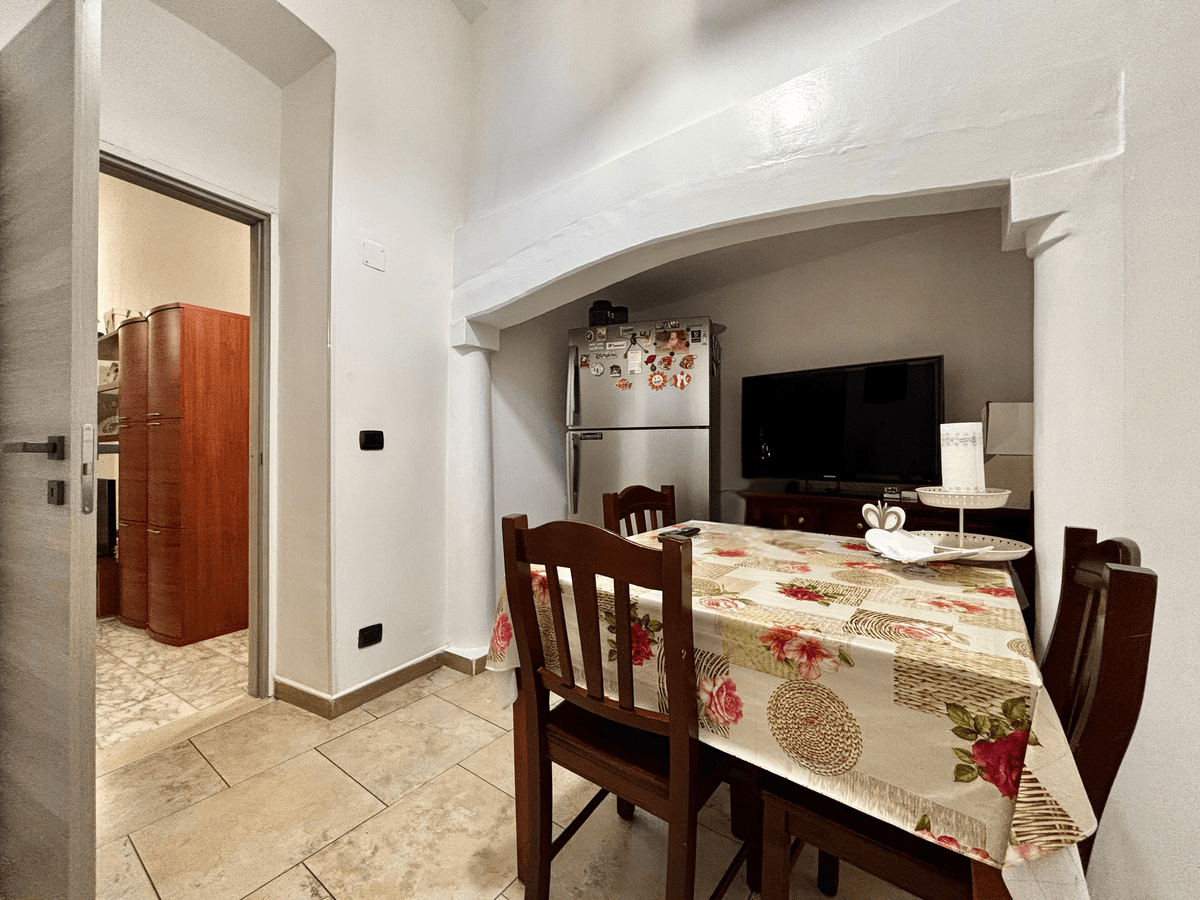 2 bedrooms historic apartment, 187 m² Bari, Bari (province) photo 5