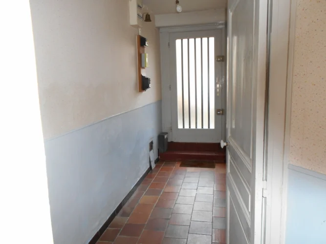 2-Bed Terraced House with Attic Conversion Potential, Garden, in the Centre of Pré-En-Pail-Saint-Samson photo 2