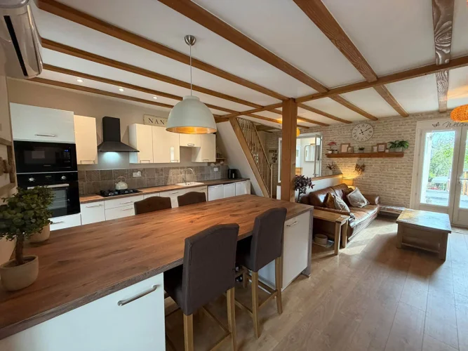 Haute Vienne- Gorgeous Little Village House Waiting for you to Come and Move in. photo 3