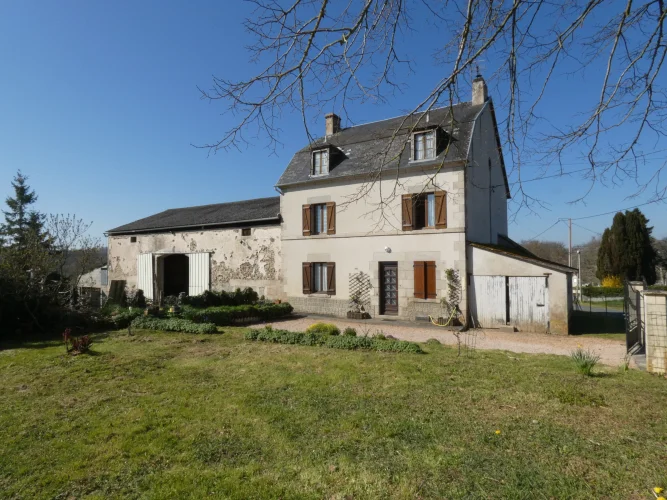 A Nice Farmhouse for Renovation with about Seven Acres of Land