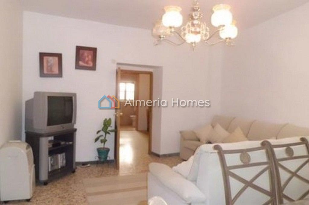 Townhouse for sale in Serón, Almería photo 3