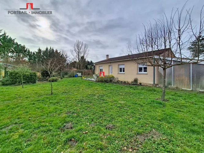 House for Sale in Ambarès-Et-Lagrave