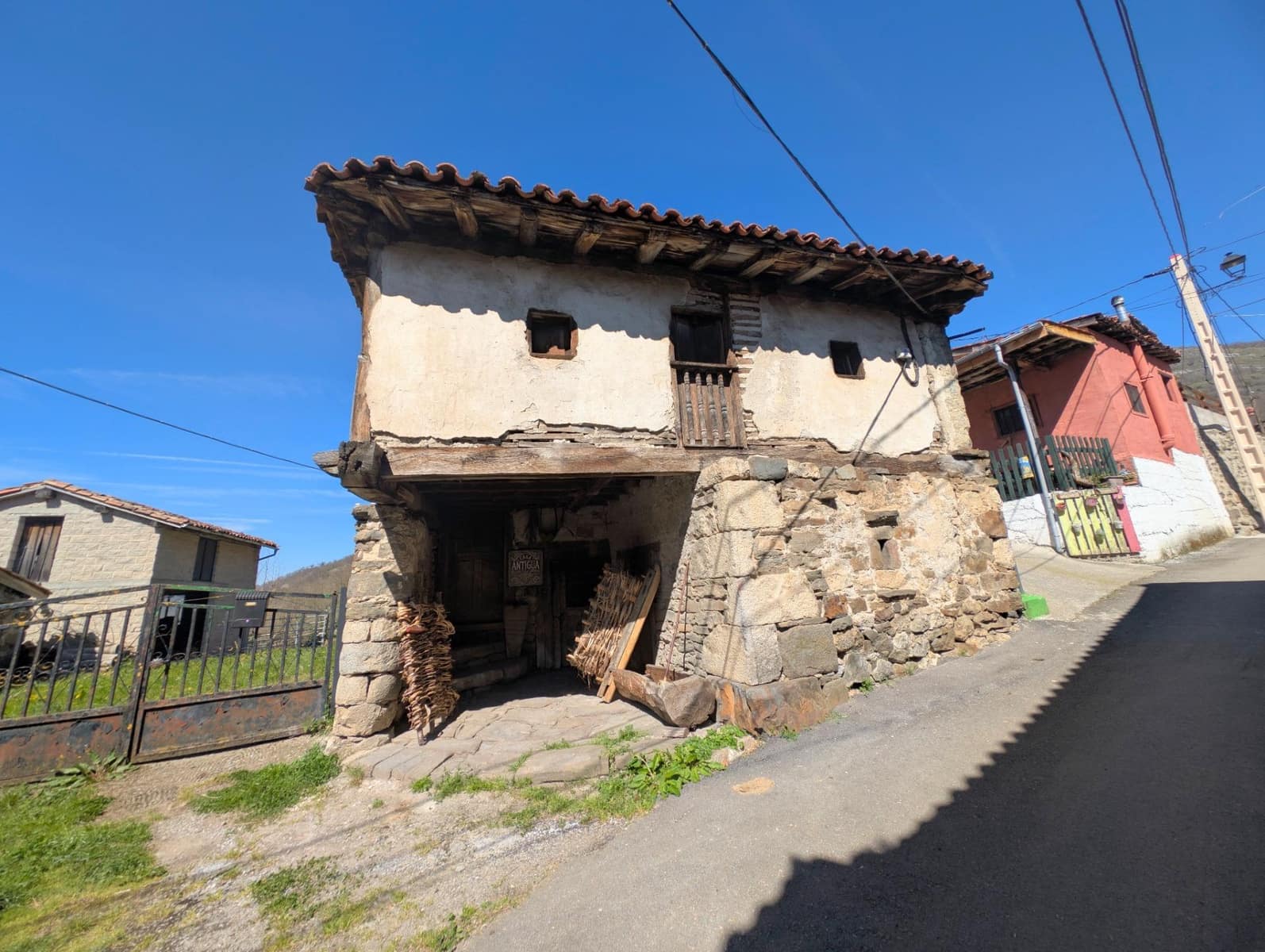 Villa for sale in Aller, Asturias