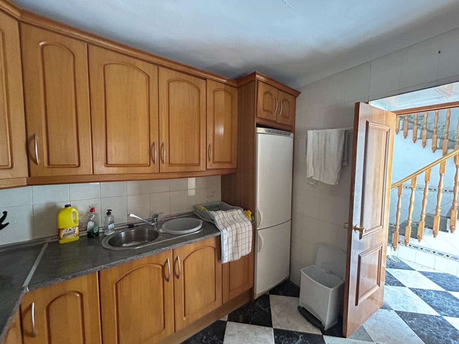 Townhouse for sale in Freila, Granada photo 3