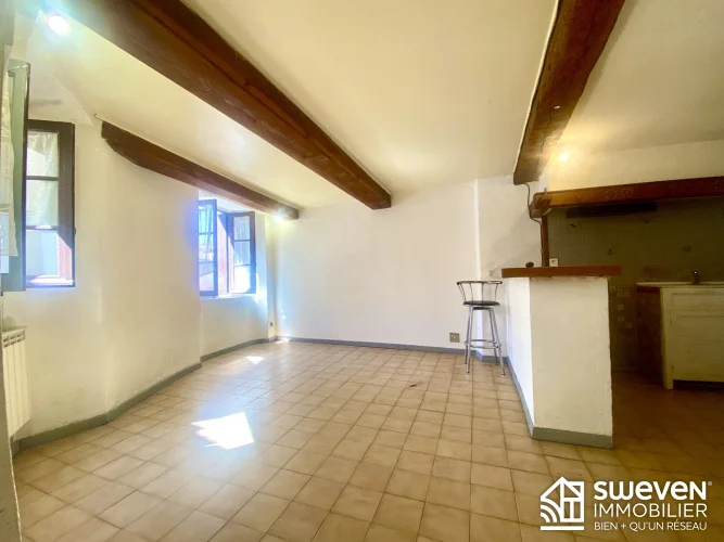 Village House with Roof Terrace photo 3