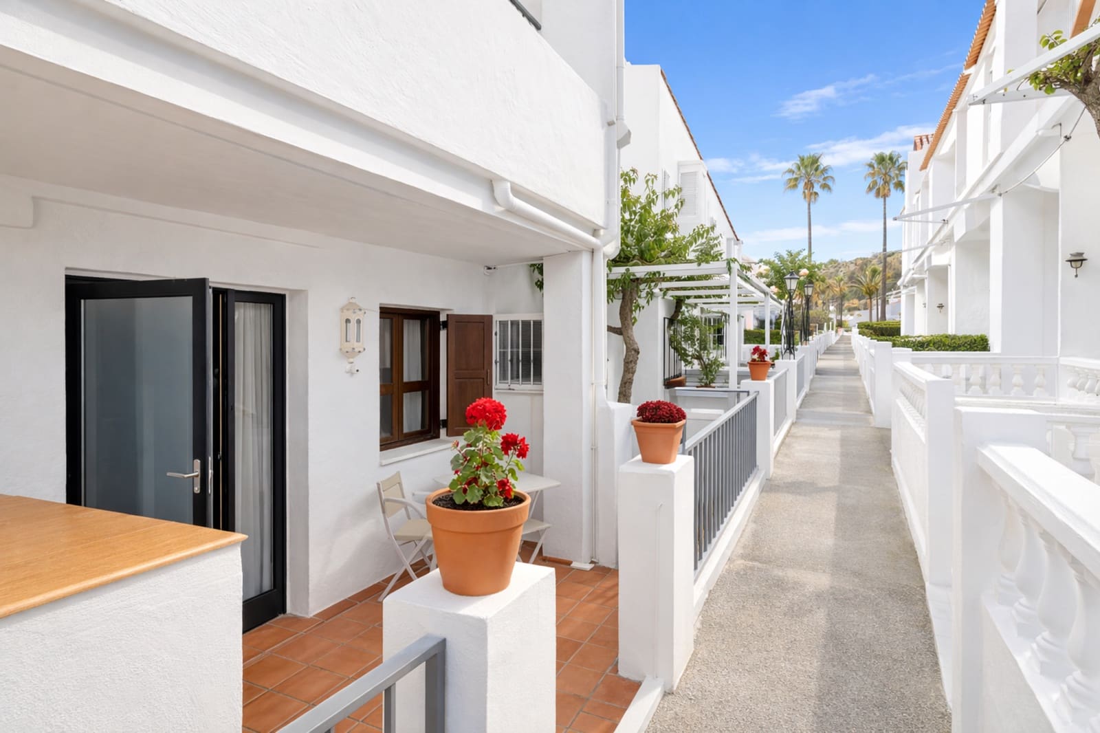 Townhouse for sale in Chullera, Manilva, Málaga