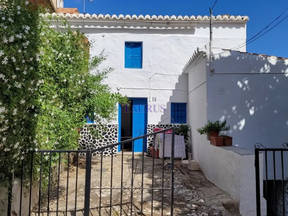 Taurus Real Estate