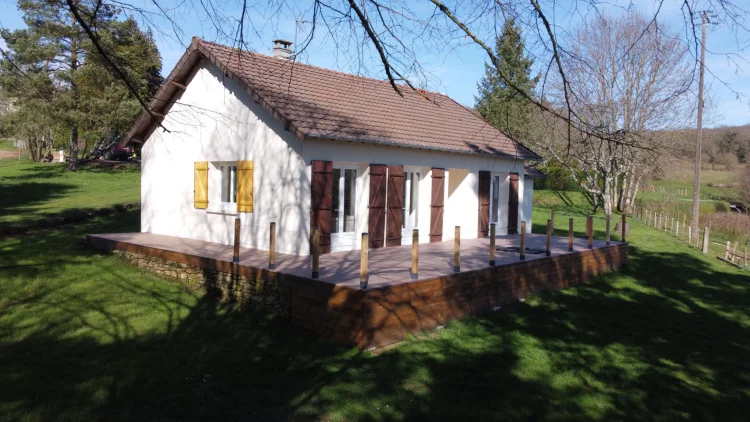 Haute Vienne - Modern Bungalow with Exceptional Views and 3000m² Attached Garden photo 5
