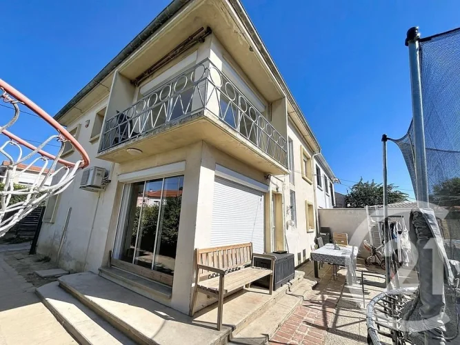 Family Home in Béziers, la Crouzette District