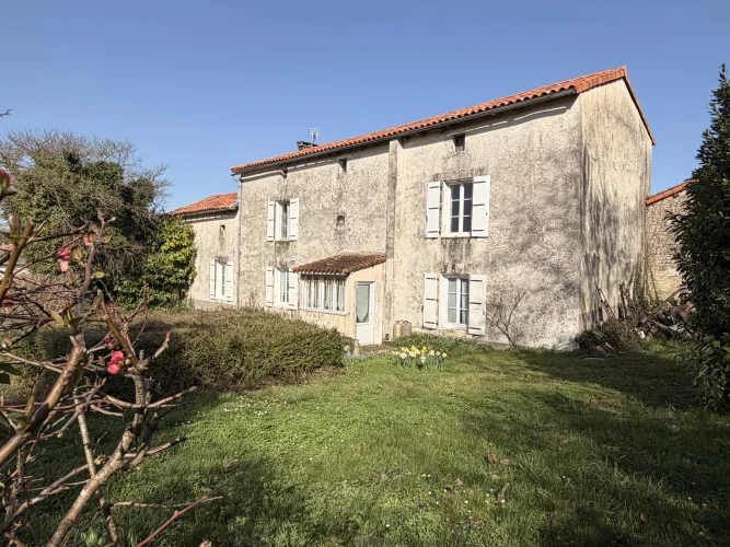 Old Farmhouse with 3 Bedrooms, Barn, and Outbuildings, Great Potential, Ruffec Area