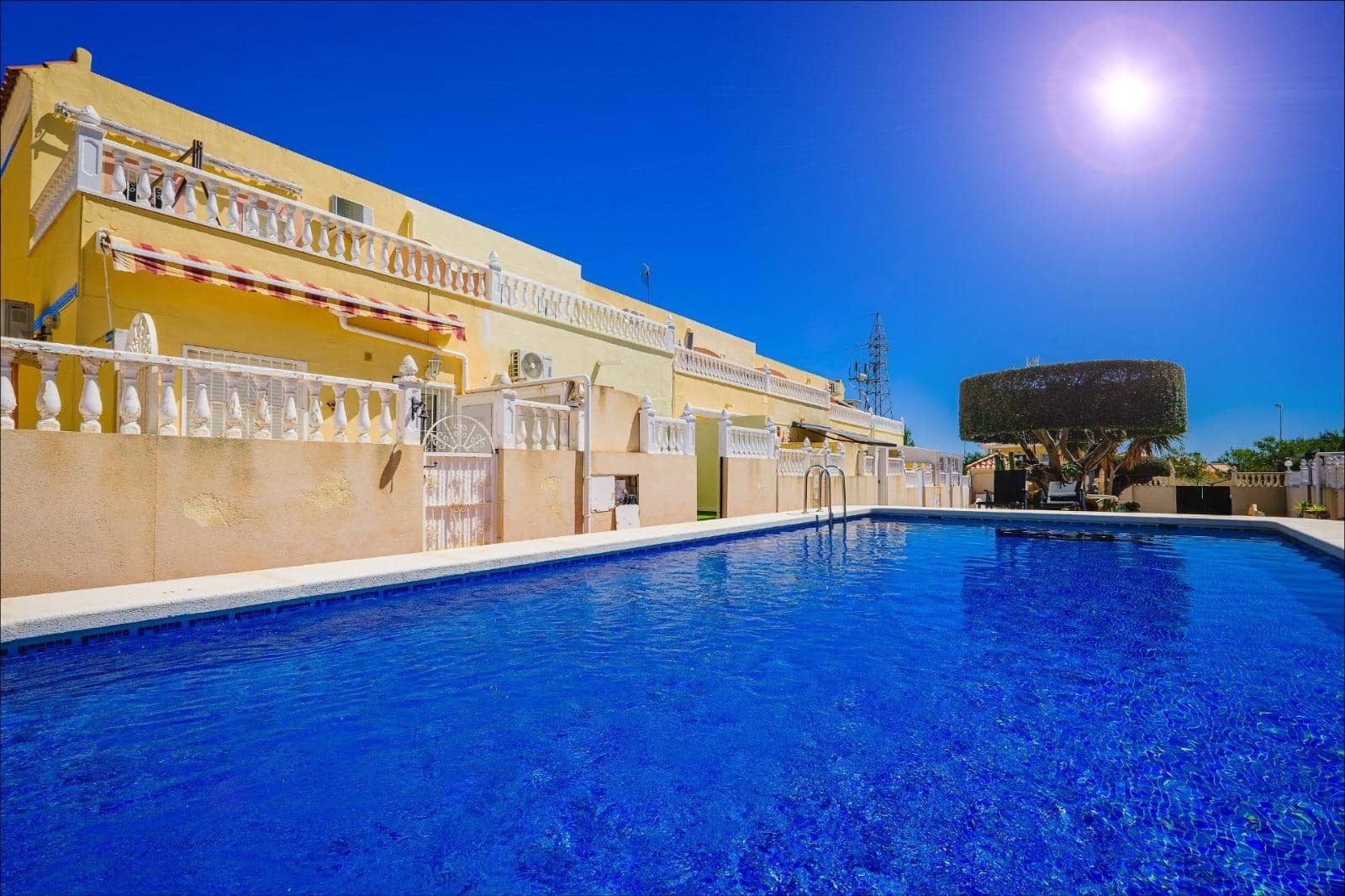 Terraced Villa for sale in Las Filipinas, Alicante photo 5