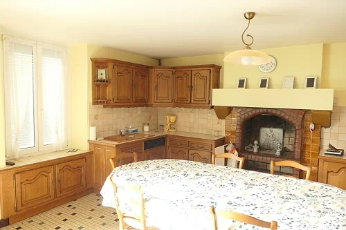 3 Bed Detached House for Sale Near Vengeons photo 2
