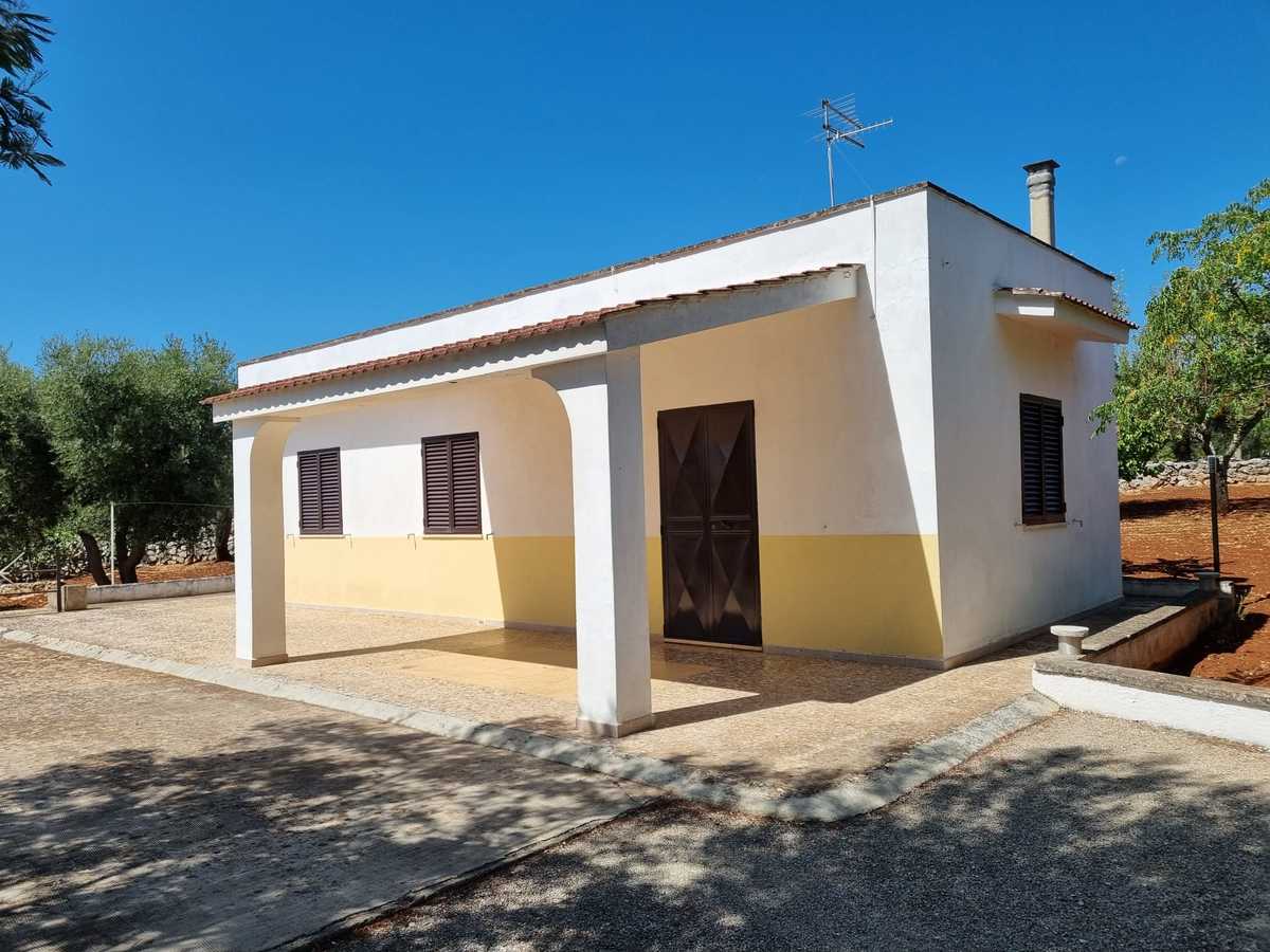 Property in Ceglie Messapica photo 2