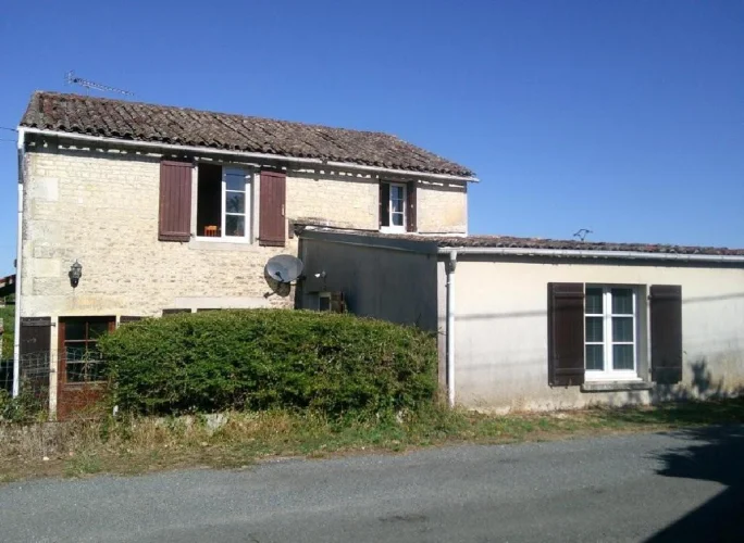 3 Bed House for Sale in Villefagnan photo 2