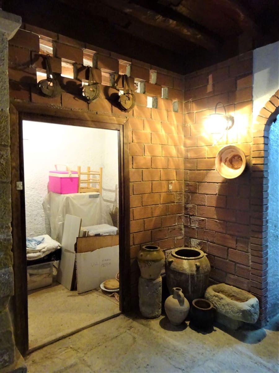 Townhouse for sale in Maella, Zaragoza photo 4