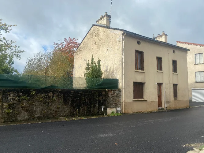 Renovated House with Garden