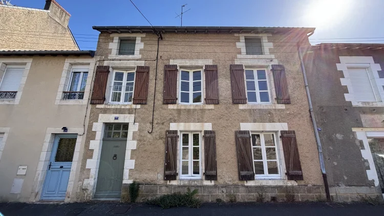 Renovated Townhouse in the Centre of Montmorillon