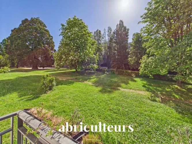 Two-Bedroom Apartment - Unobstructed View - Epc C - Balcony and Basement Storage - Near Chézine Vall photo 3