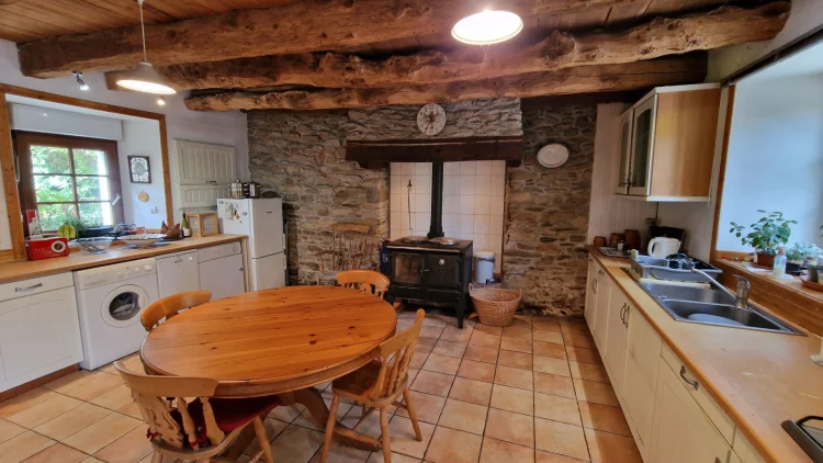 Côtes D'armor Charming 2-Bedroom House with a Garage, Garden in a Peaceful Setting Close to Nature. photo 4