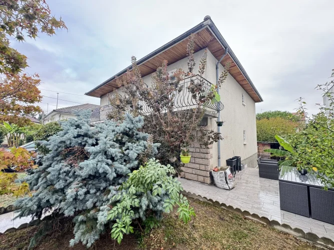 House in Perfect Condition Close to Amenities