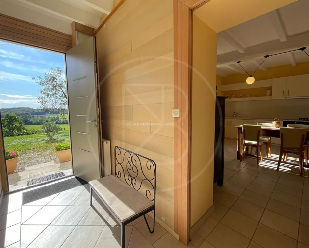 Pretty Property with Stunning Views photo 4