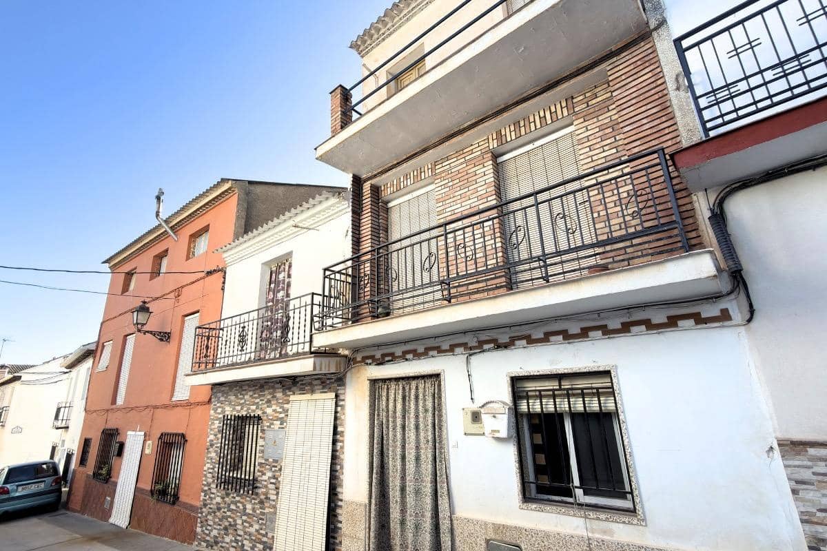 Villa for sale in Jayena, Granada photo 2