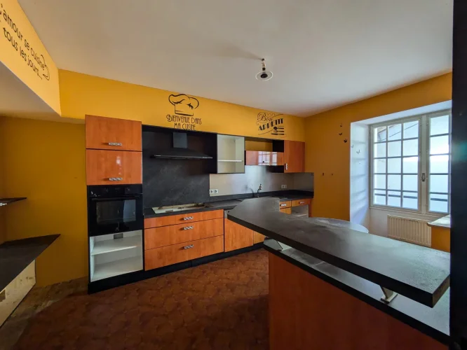 Mixed-Use Village Property with Shop, Apartment and Studio, Oradour-Sur-Vayres photo 3
