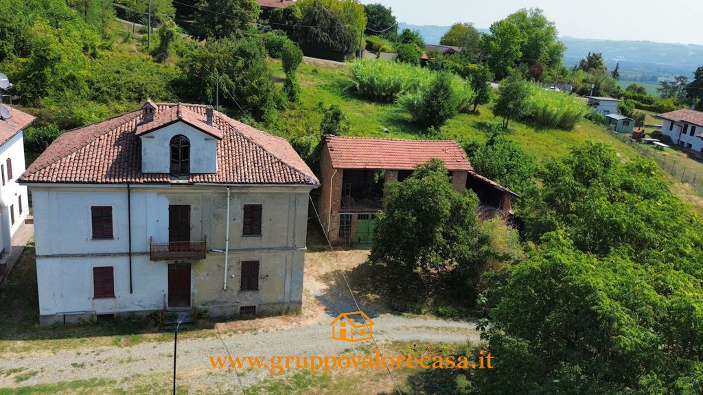 8 bedrooms house, 480 m² Acqui Terme, Alessandria (province) Montferrat photo 5