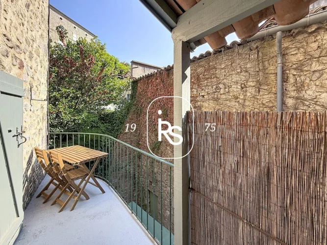 In the Heart of a Historic Village, a Stone Village House with 73 m² of Living Space and a Balcony photo 4