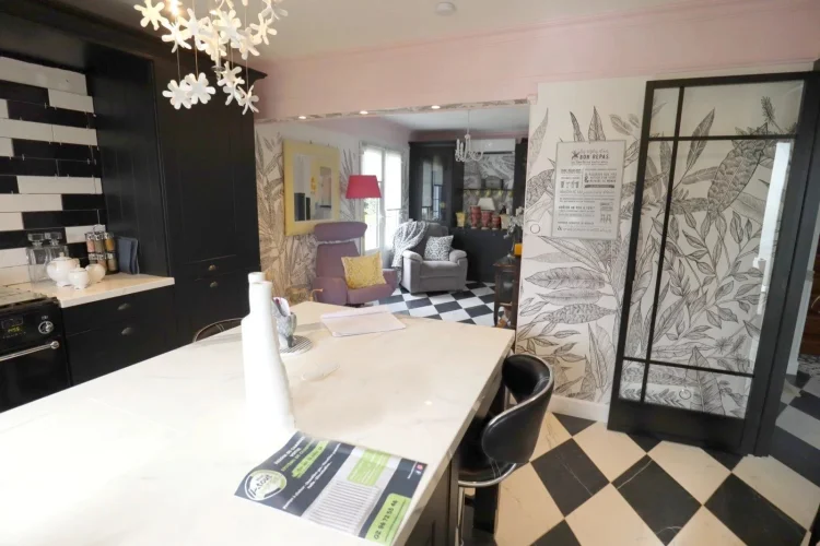 Completely Renovated House photo 4