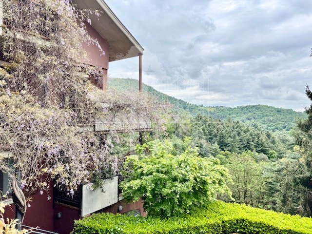 2 bedrooms apartment, 70 m² Scanzorosciate, Bergamo (province)