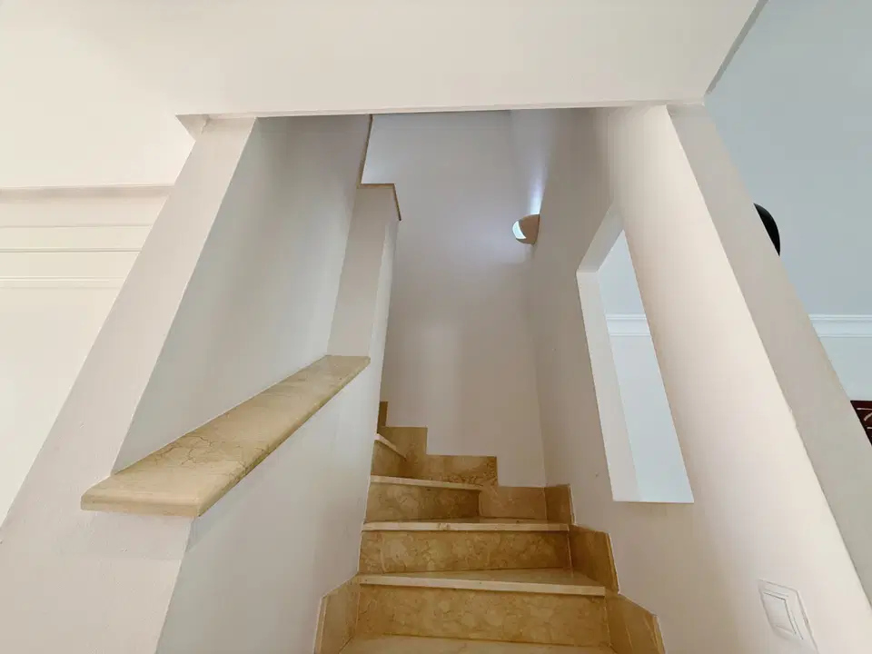 Hilton Real Estate photo 4