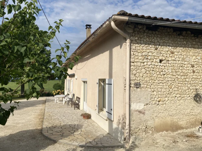 Country Property with Great Potential and Views Near Chalais photo 4