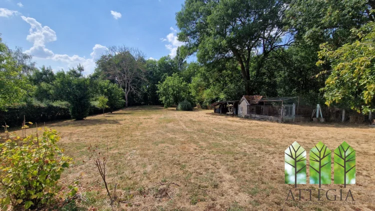 2 Bedroom Home with Large Garden photo 2