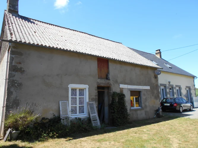 Detached 3+ Bed House with Lots of Scope to Expand Domestic Accommodation. Former Cottage, Workshop, Hangar, Garage, la… photo 2