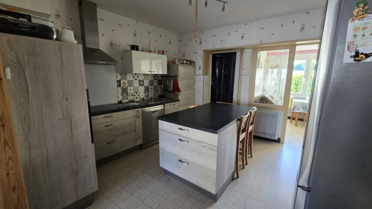 Ref. 4028 Townhouse with Garden in the Ecole Des Carrières Area photo 4