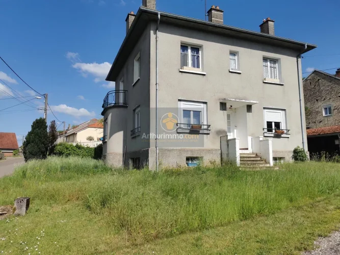 Village House in Grenant
